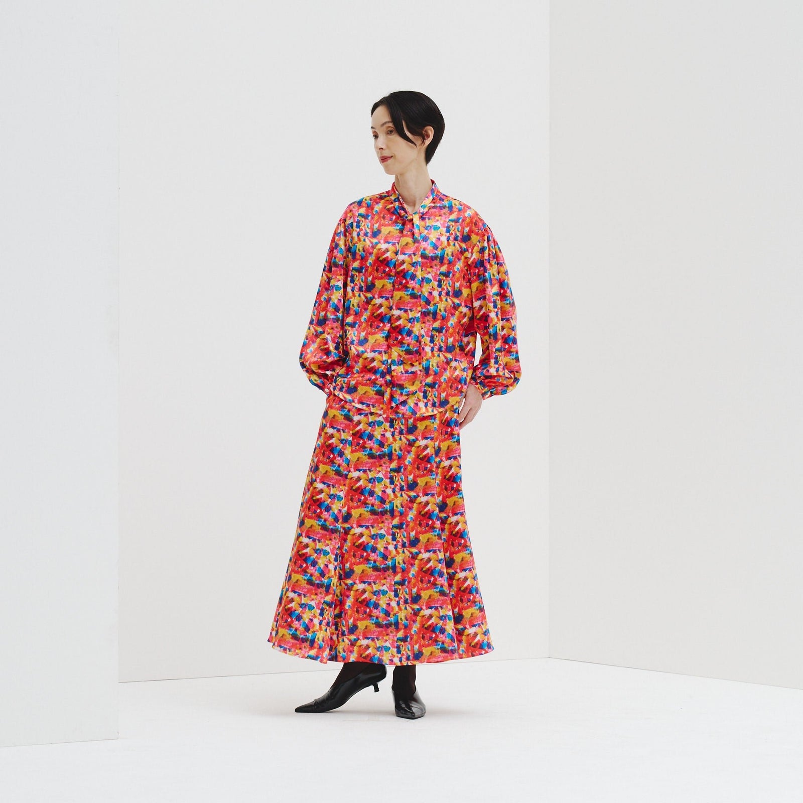 現行品 HERALBONY サテンボウタイブラウス「non title」 サテンボウタイブラウス「non title」 – HERALBONY