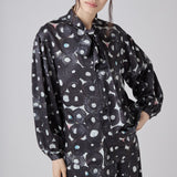 ￥Satin Bow Tie Blouse「（無題）（丸）」Sanae Sasaki