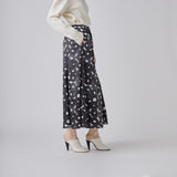 ￥Satin Skirt「（無題）（丸）」Sanae Sasaki