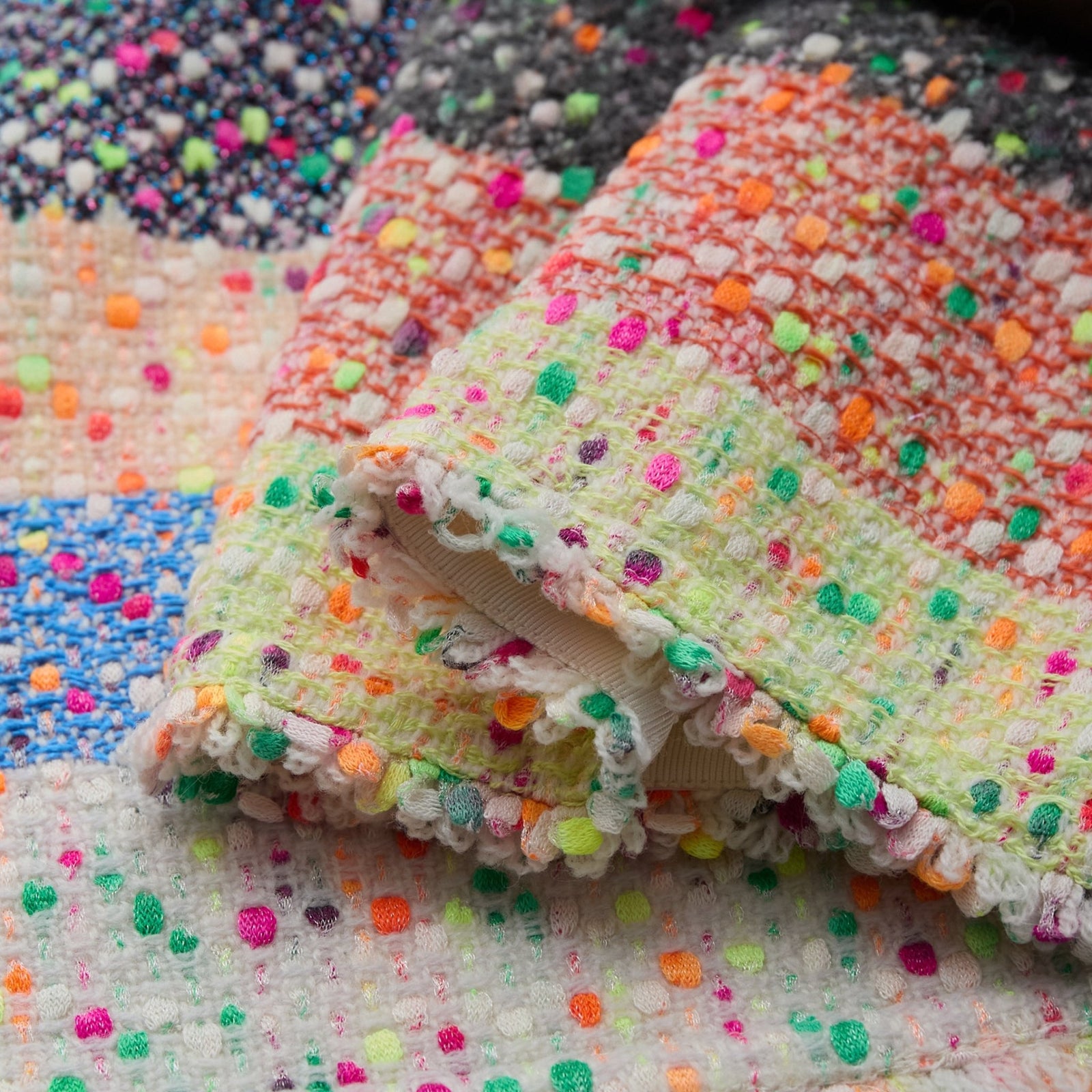 ツイードジレ〈Textile Artwork by Yoshiko〉「無題」 – HERALBONY