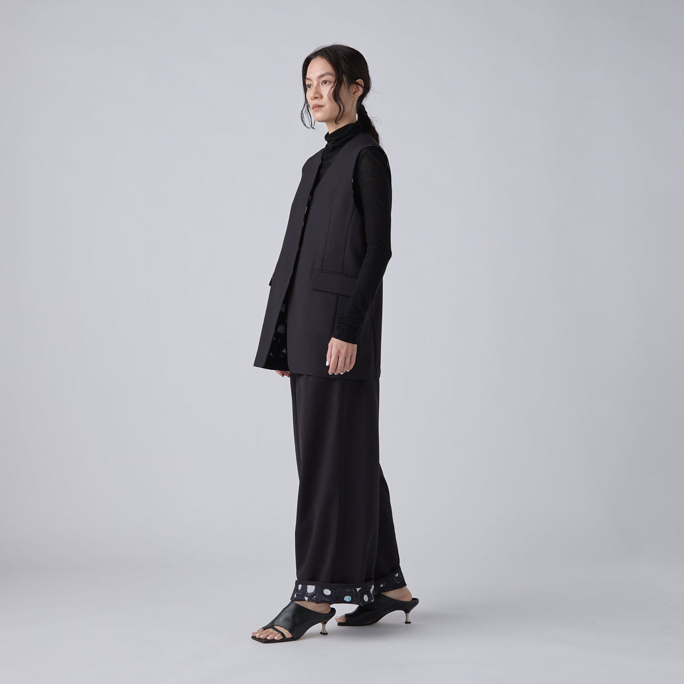 Wサイドプリントパンツ「（無題）（丸）」ブラック – HERALBONY